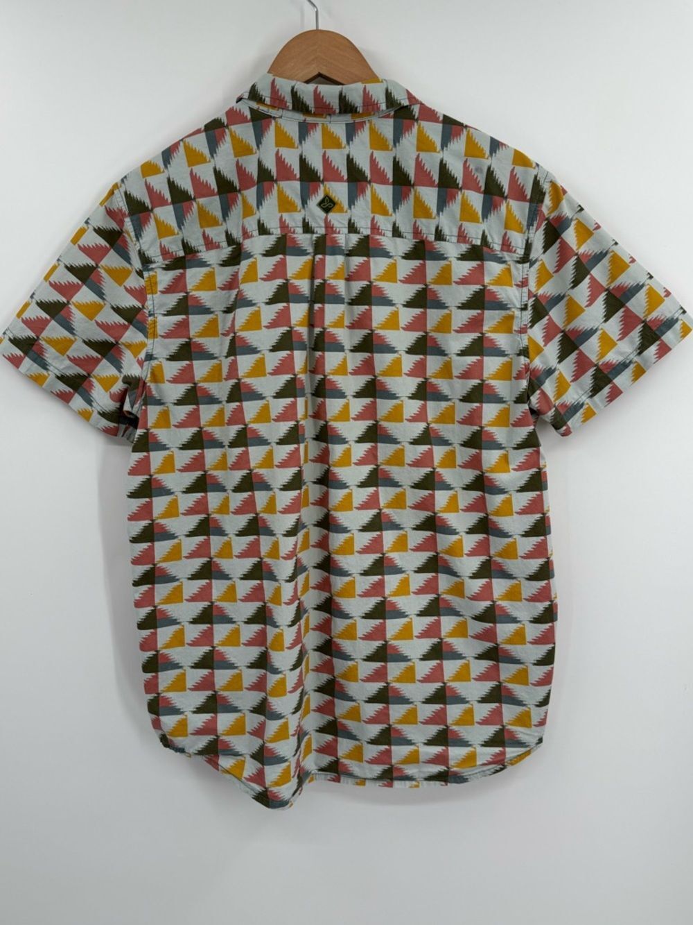 Prana Geometric Print Men's Short Sleeve Camp Shirt | Multicolor | Medium - Picture 2 of 5